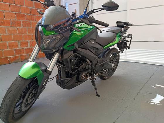 BAJAJ DOMINAR 400 